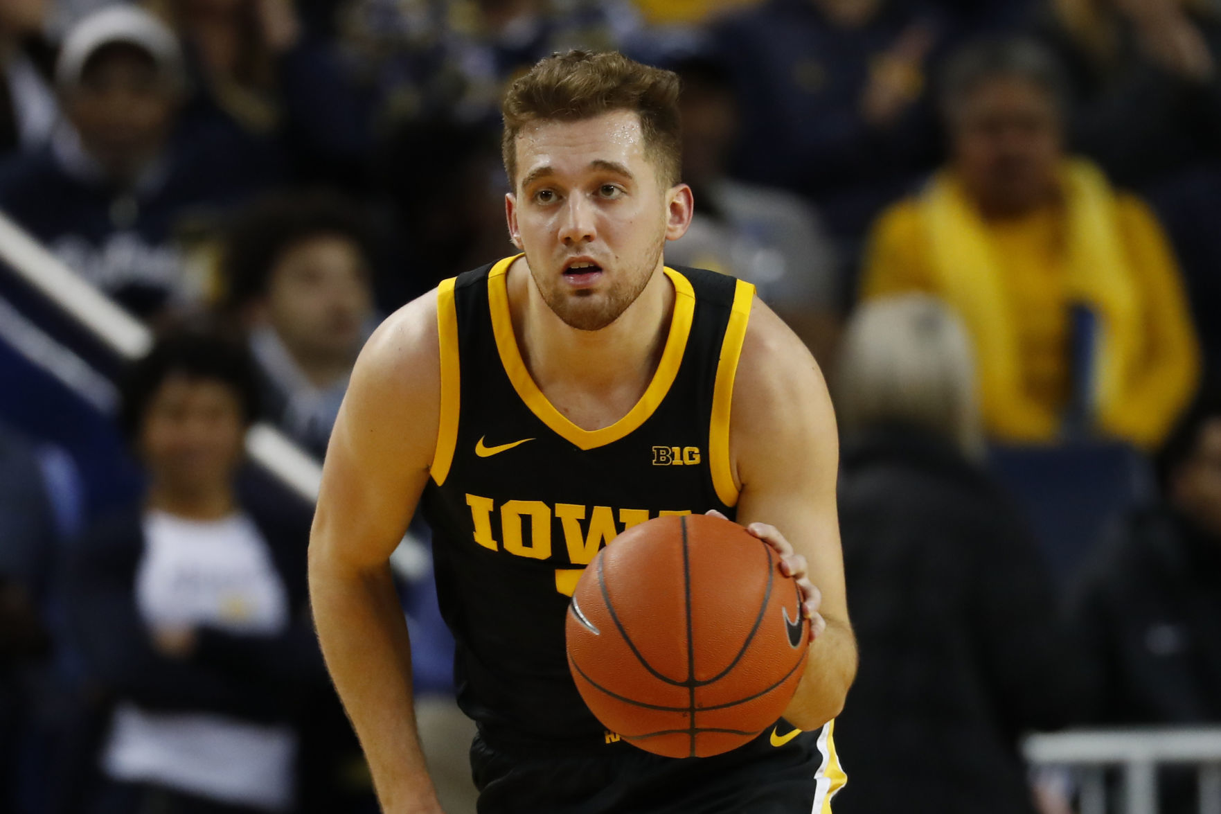 Iowa Michigan Basketball